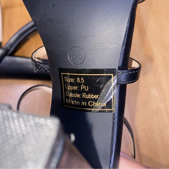 Olivia Miller Size 8.5 Black Sensual Block Sandals in Great Condition - Picture 10 of 16